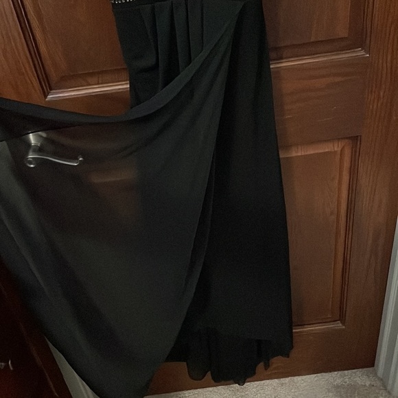 Formal Black Gown Dress - Picture 5 of 5